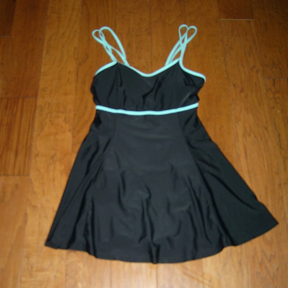 Women's Black Swim Suit with Attached Skirt, Size XL